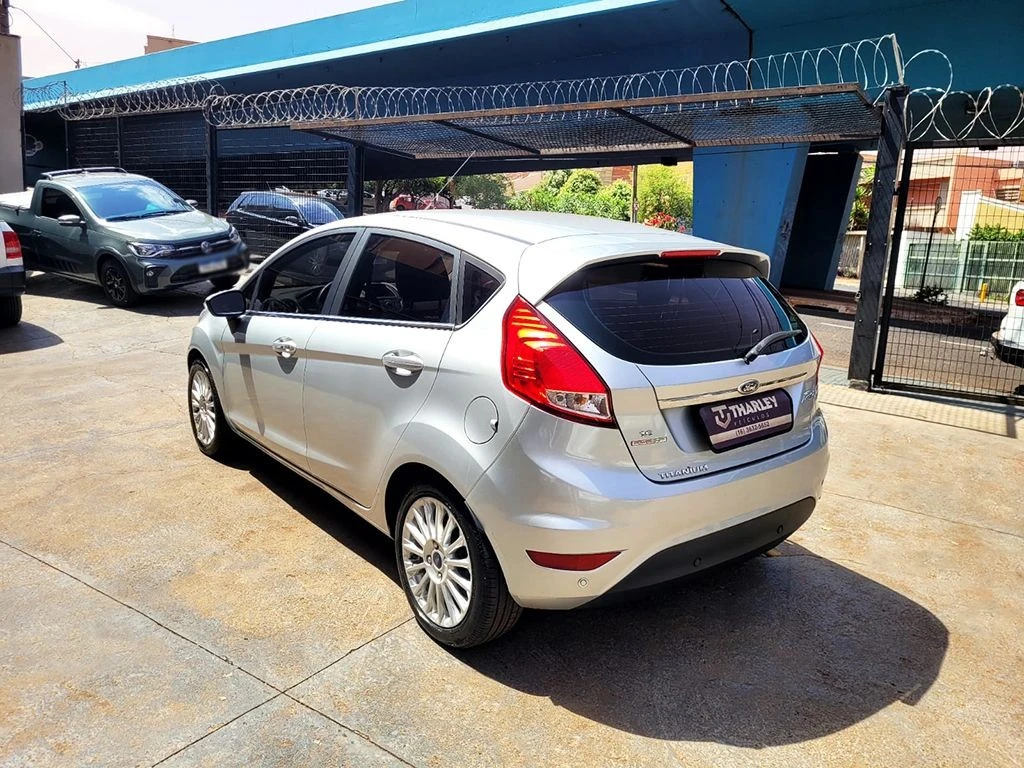 FORD FIESTA