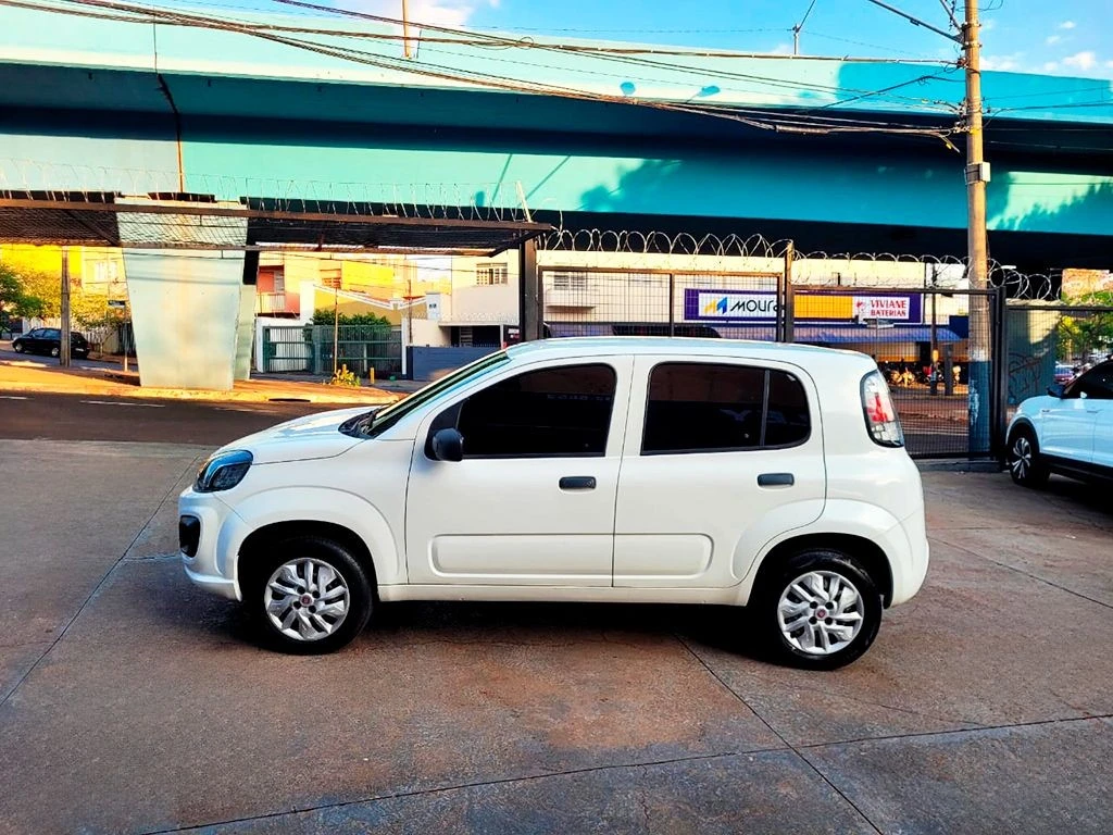 FIAT UNO