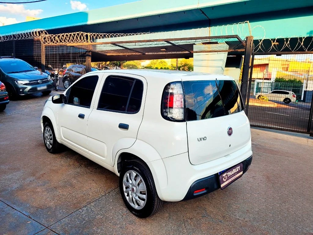 FIAT UNO