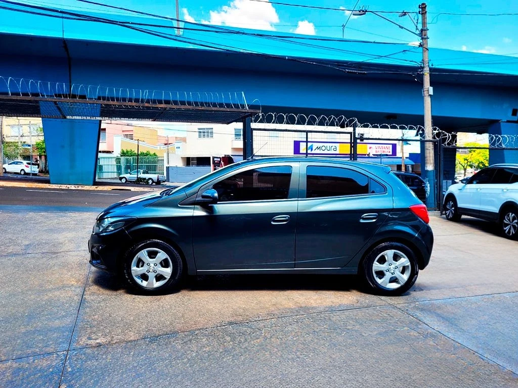 CHEVROLET ONIX