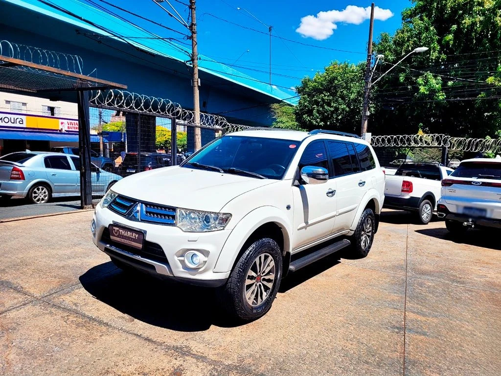 MITSUBISHI PAJERO DAKAR