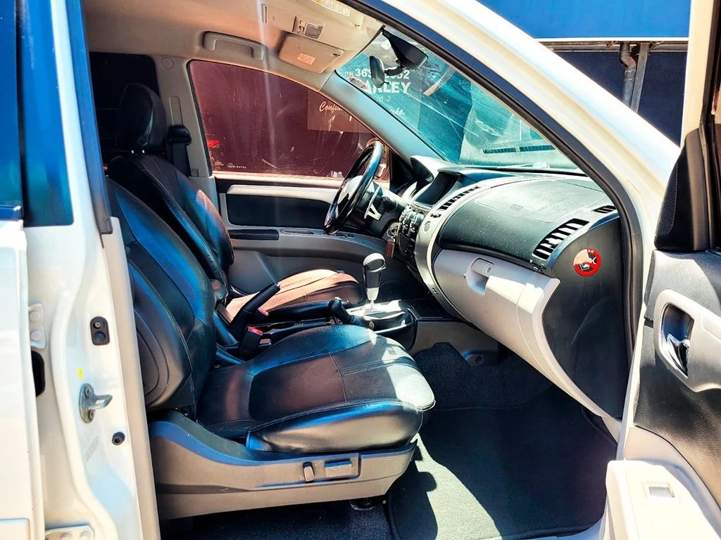 MITSUBISHI PAJERO DAKAR