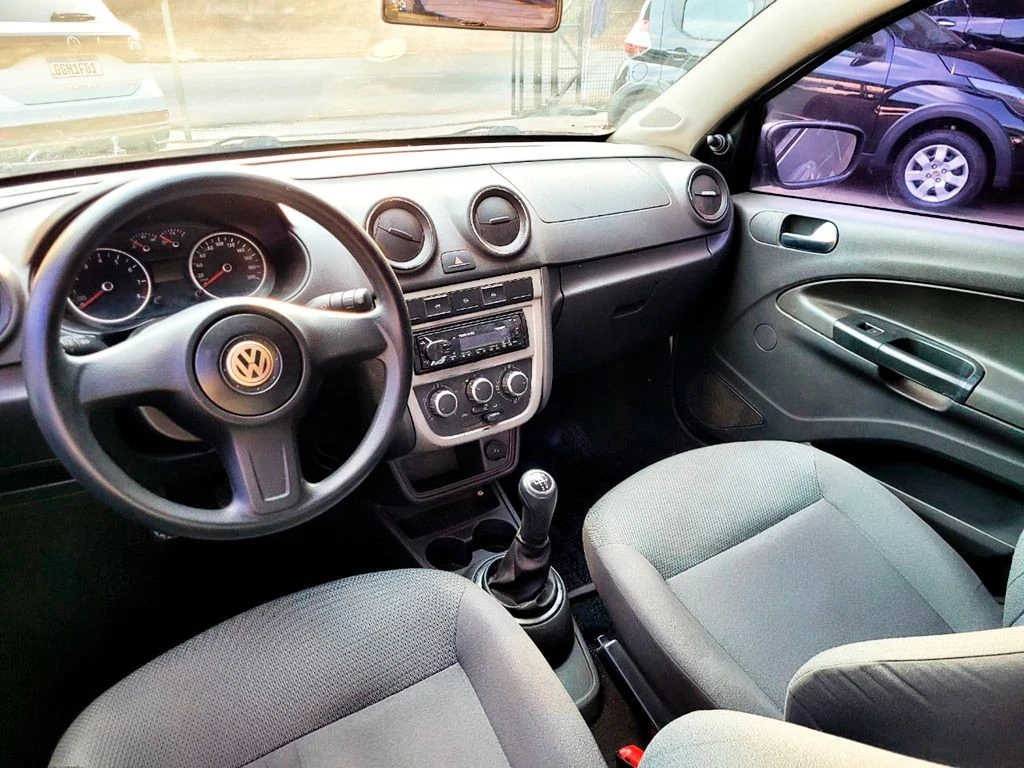 VOLKSWAGEN GOL