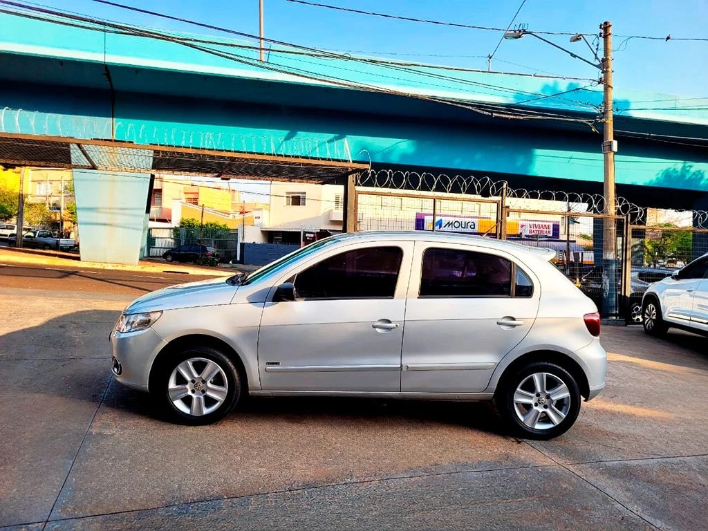 VOLKSWAGEN GOL