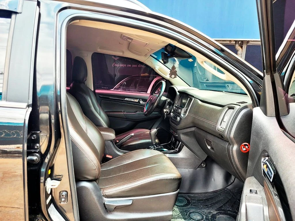 CHEVROLET S10