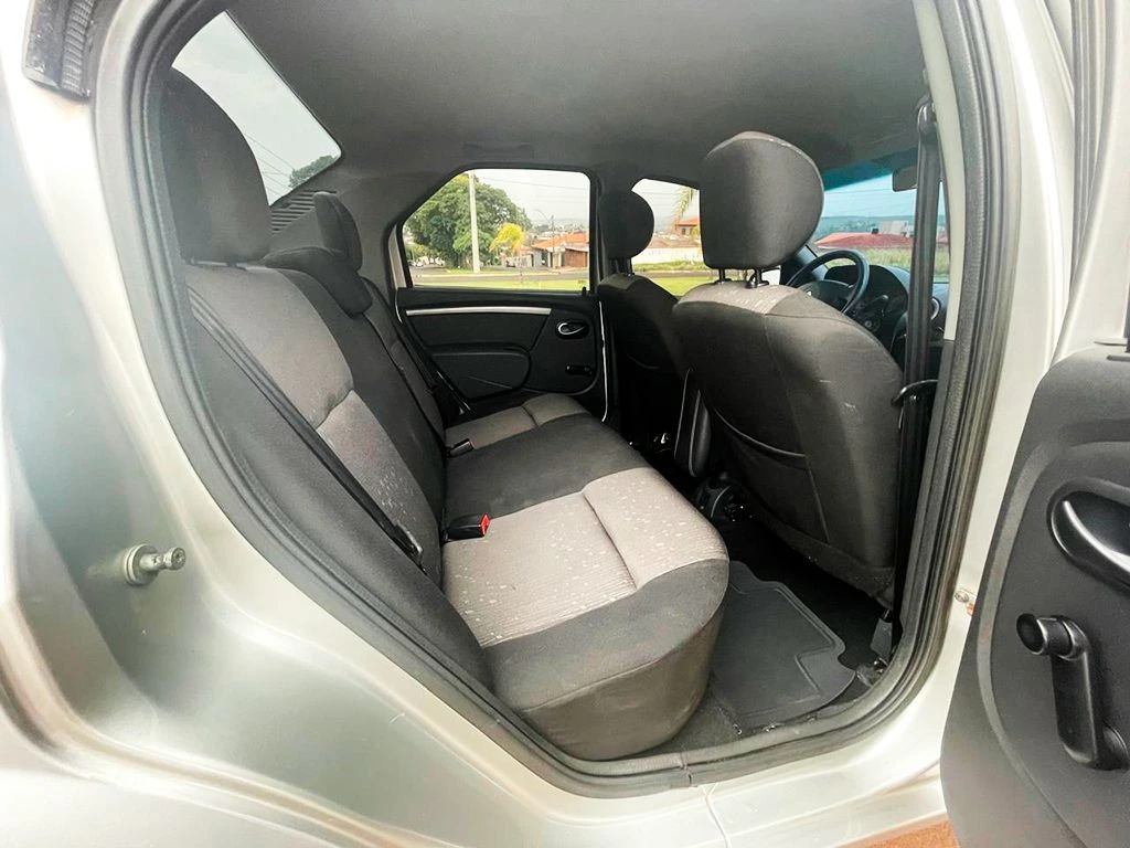 RENAULT LOGAN