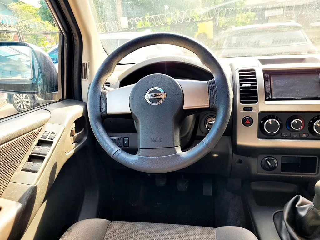 NISSAN FRONTIER