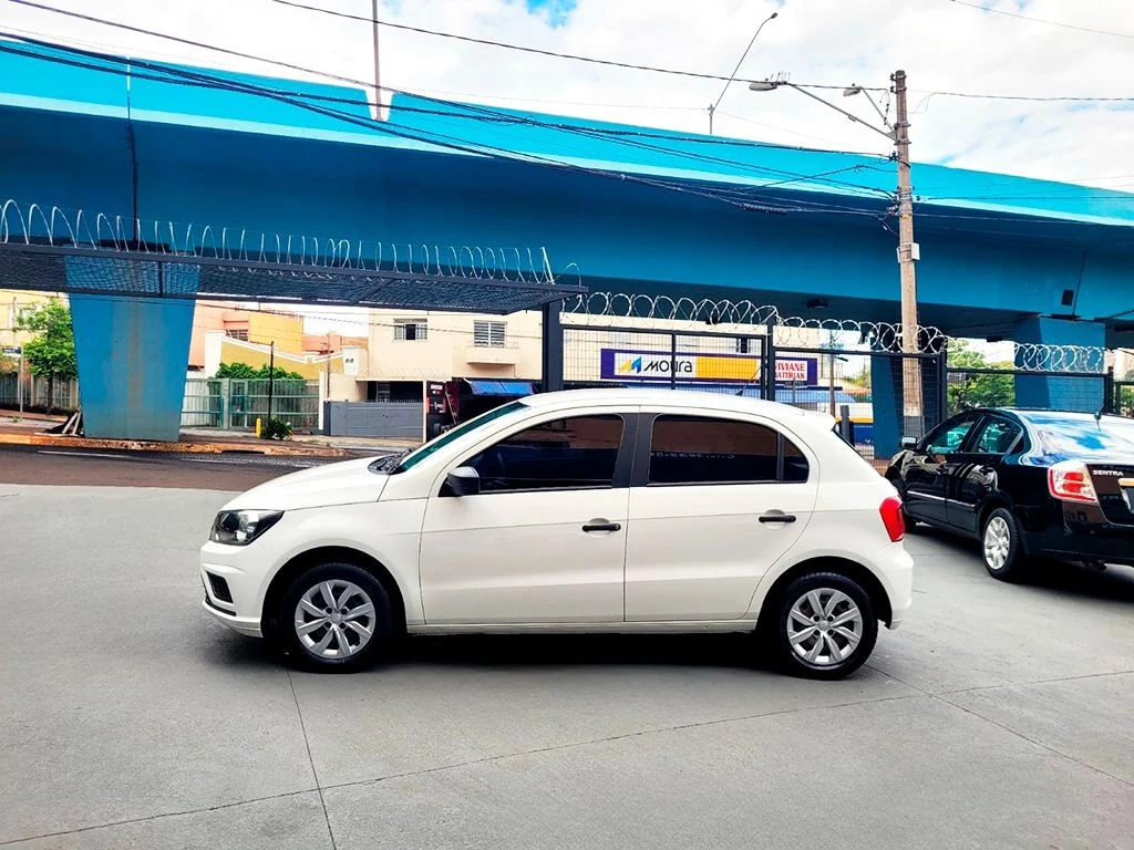 VOLKSWAGEN GOL