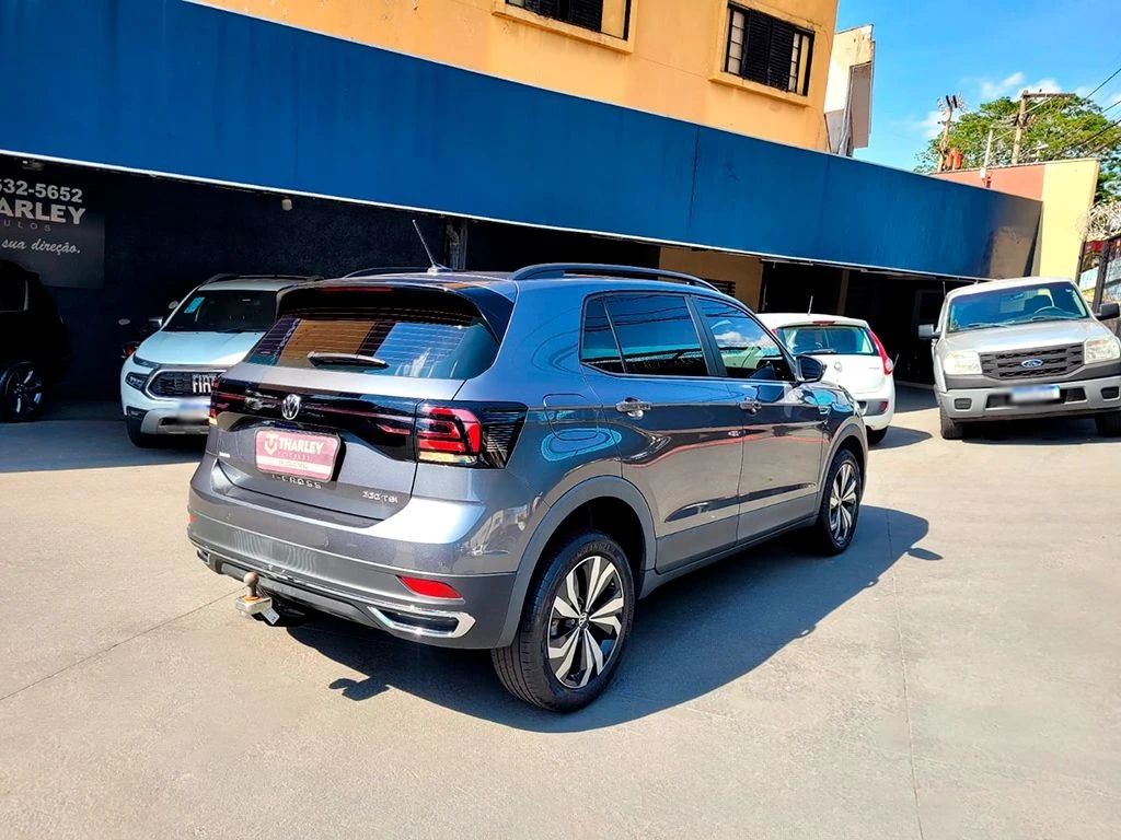 VOLKSWAGEN T-CROSS