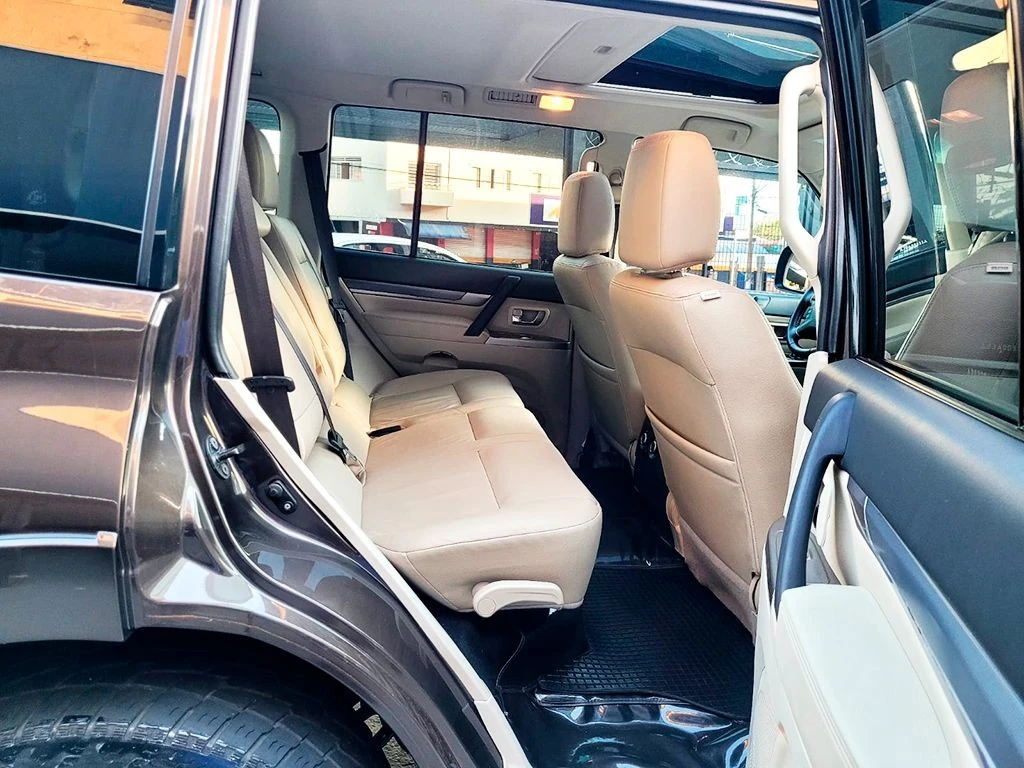 MITSUBISHI PAJERO FULL