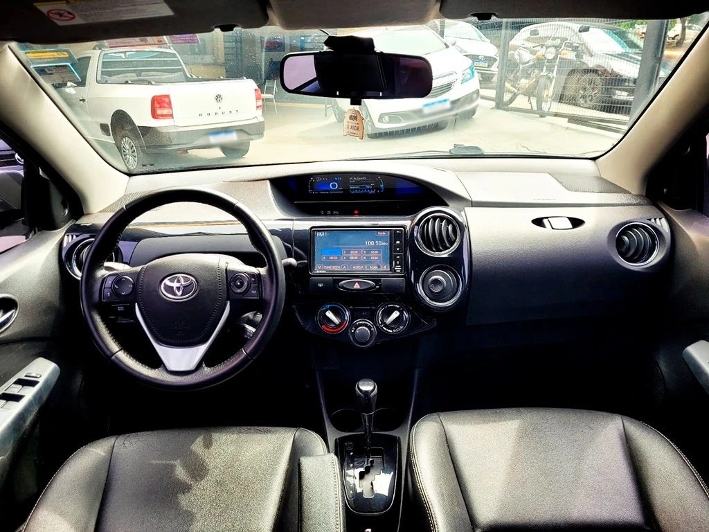 TOYOTA ETIOS