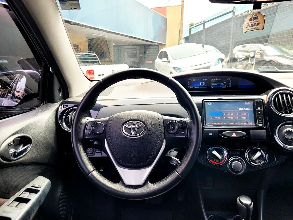 TOYOTA ETIOS