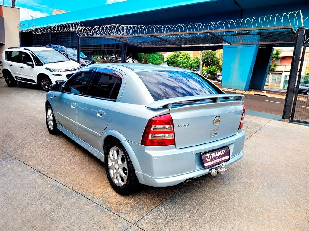CHEVROLET ASTRA