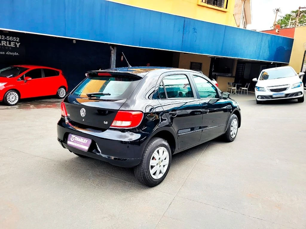 VOLKSWAGEN GOL