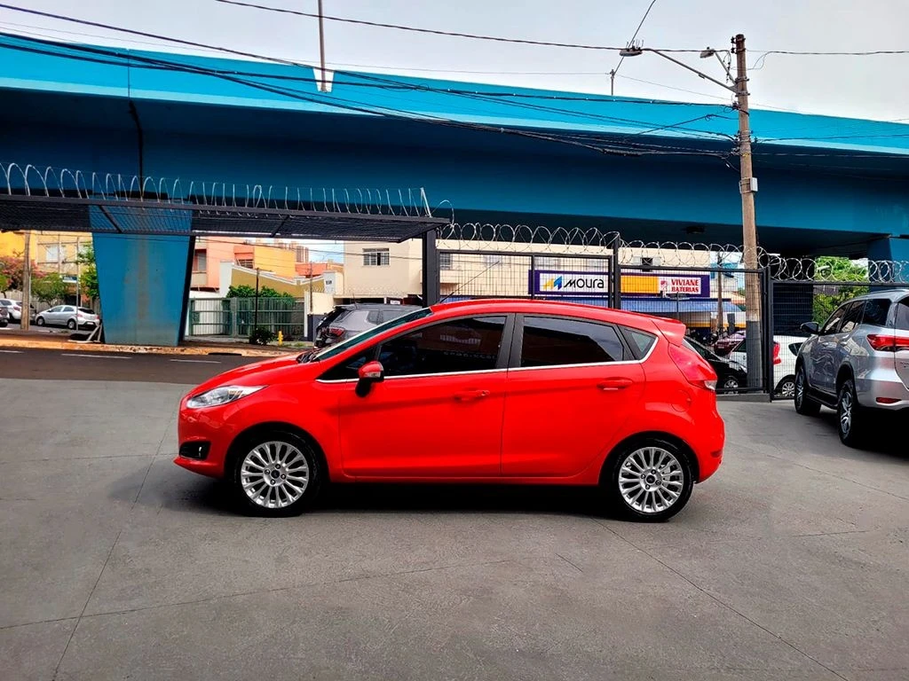 FORD FIESTA