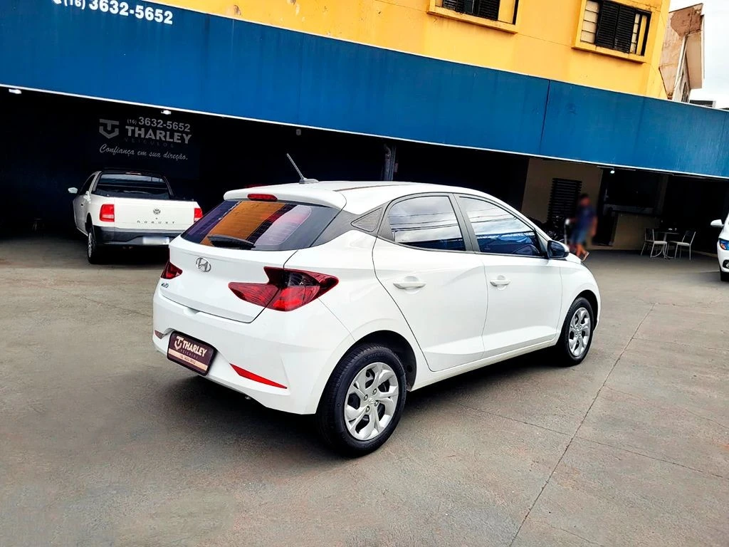 HYUNDAI HB20