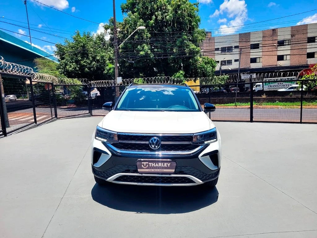 VOLKSWAGEN TAOS
