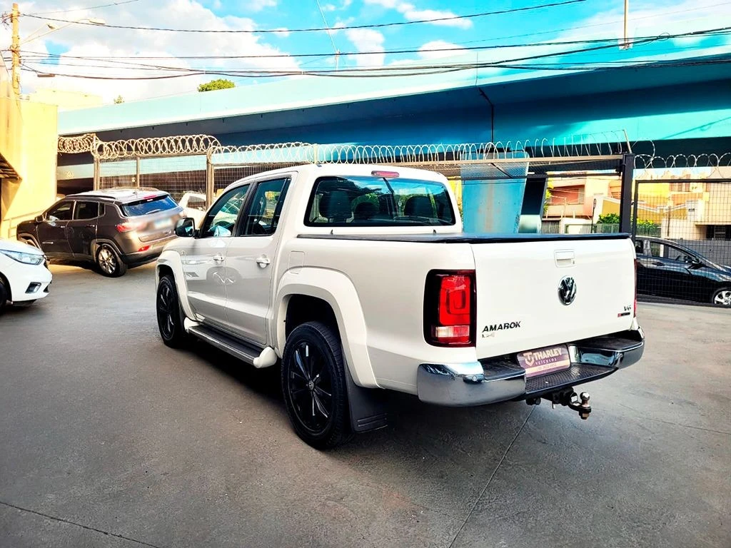 VOLKSWAGEN AMAROK