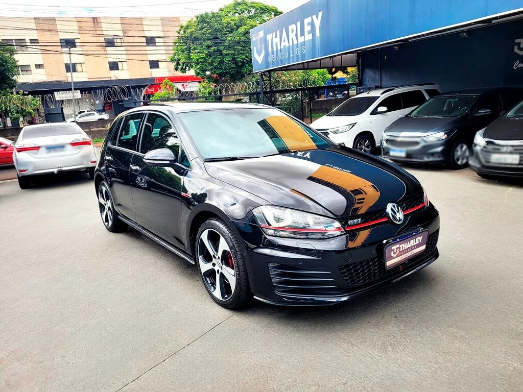 VOLKSWAGEN GOLF