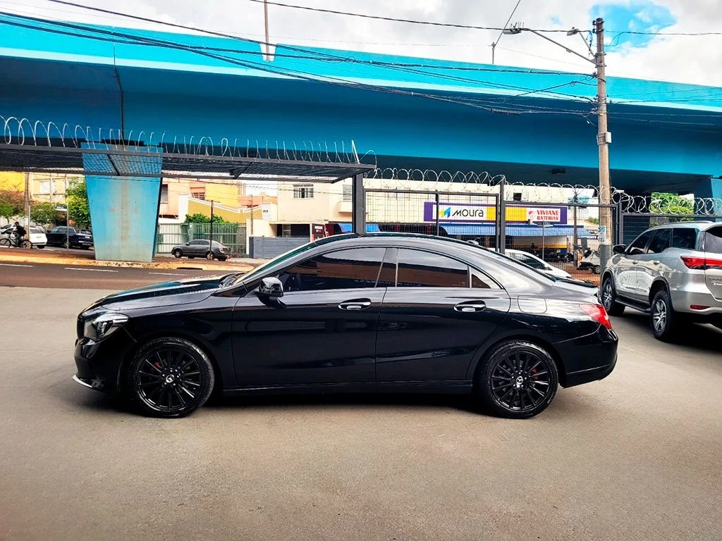 MERCEDES-BENZ CLA 180