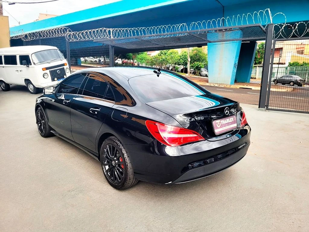 MERCEDES-BENZ CLA 180