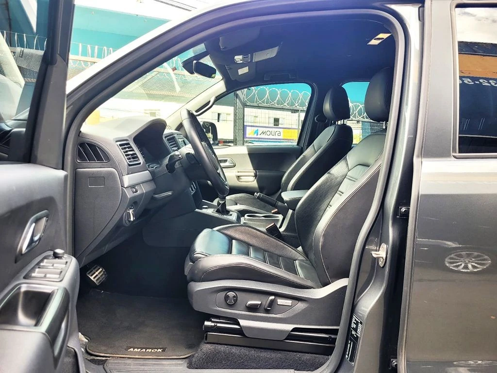 VOLKSWAGEN AMAROK