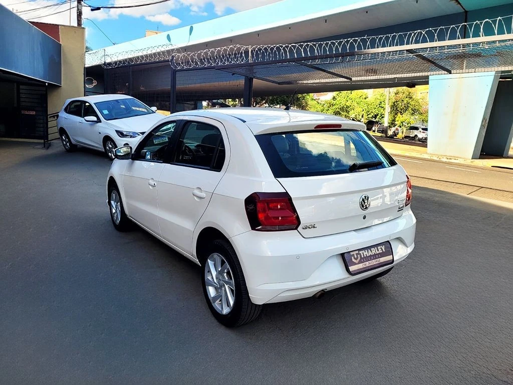 VOLKSWAGEN GOL