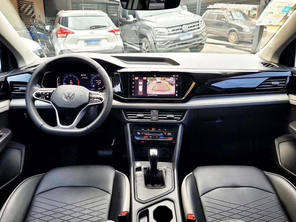VOLKSWAGEN TAOS