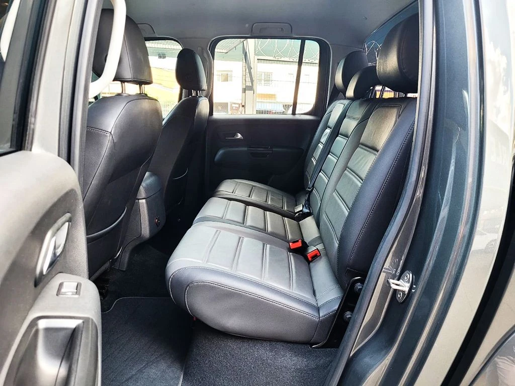VOLKSWAGEN AMAROK