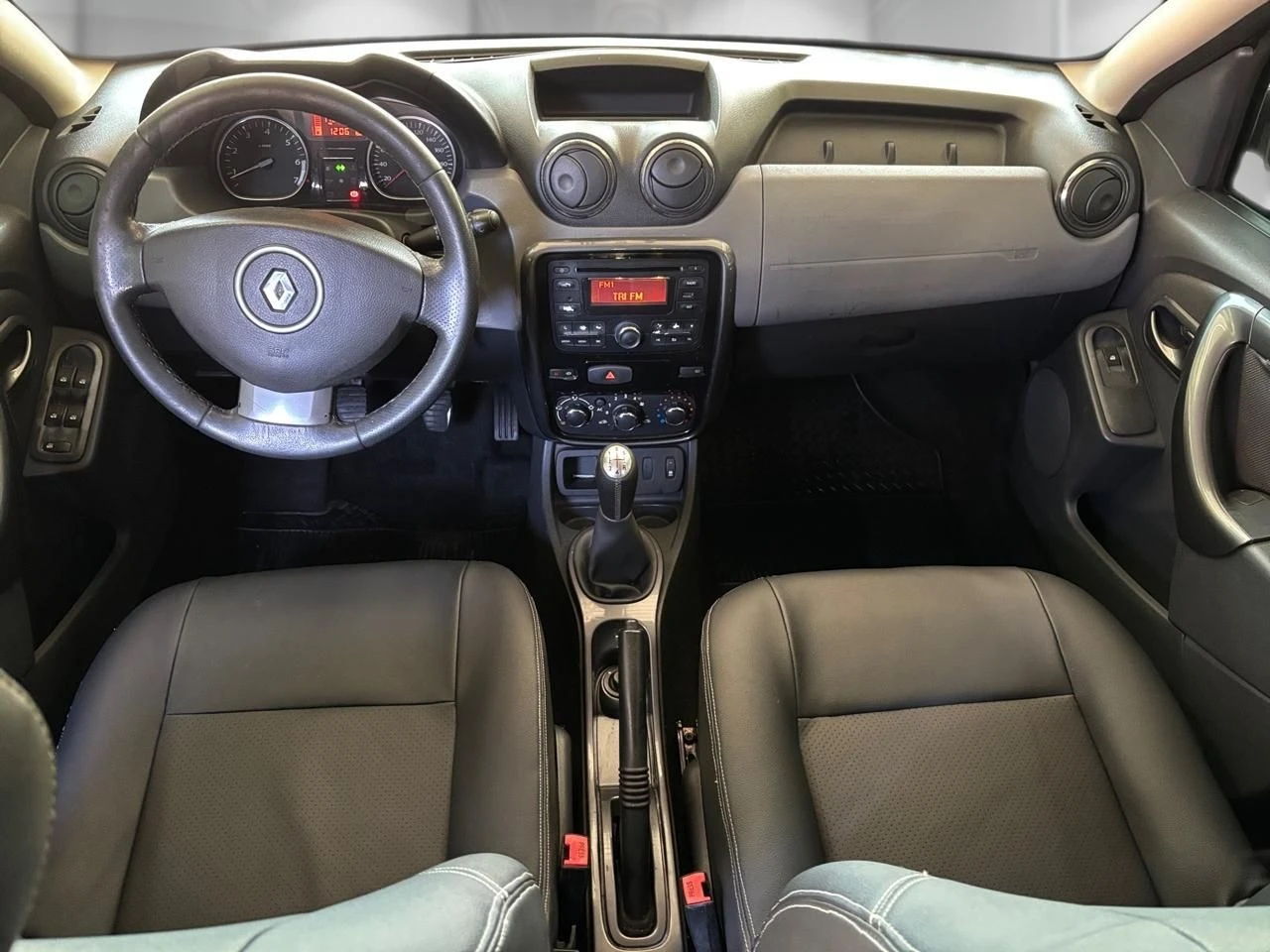 RENAULT DUSTER