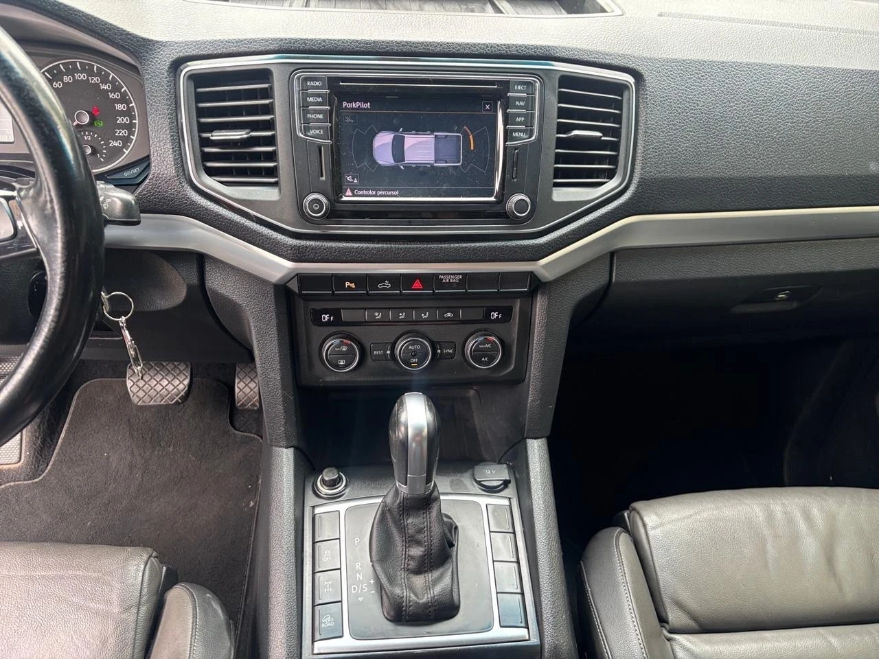 VOLKSWAGEN AMAROK