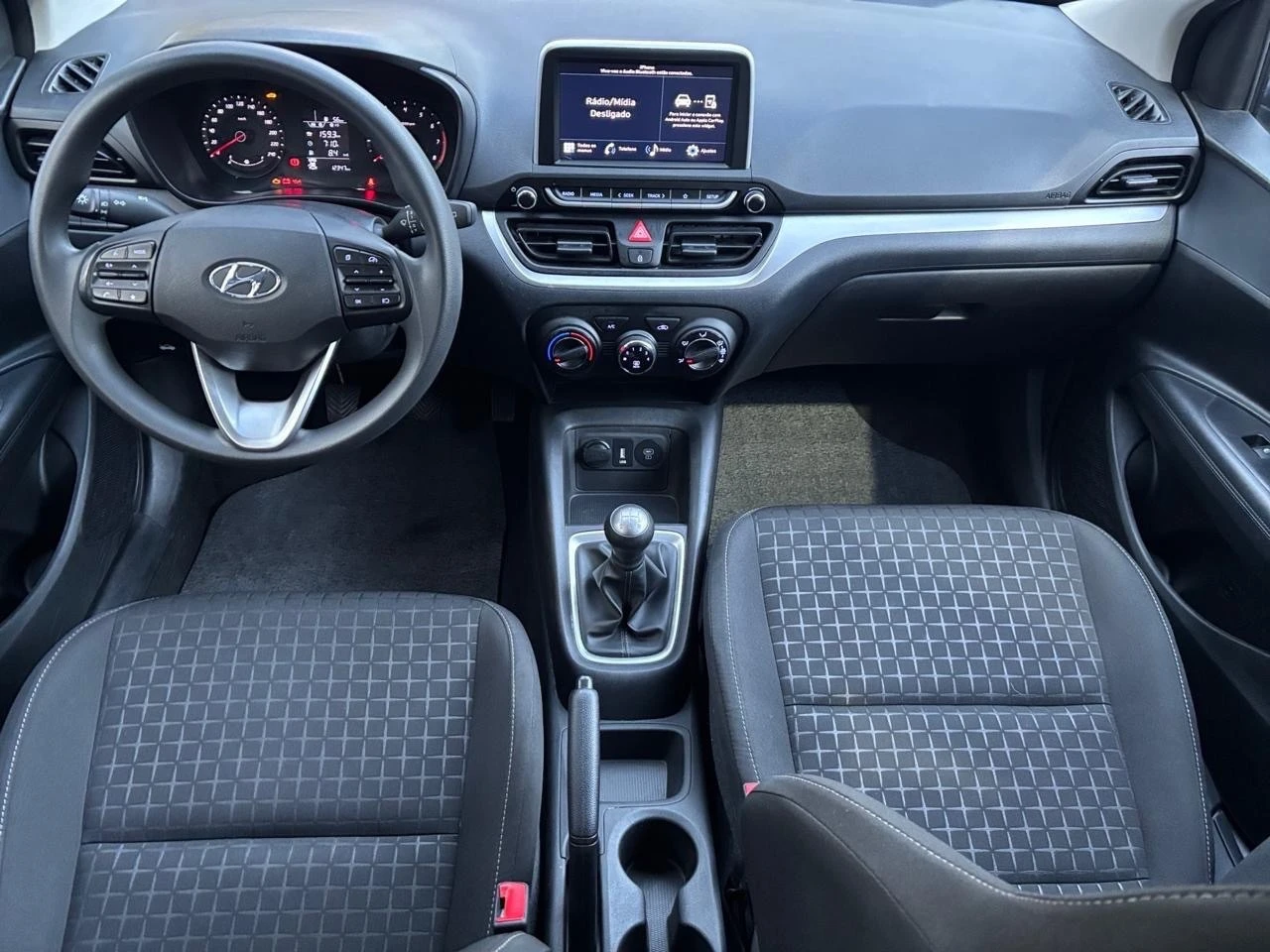 HYUNDAI HB20