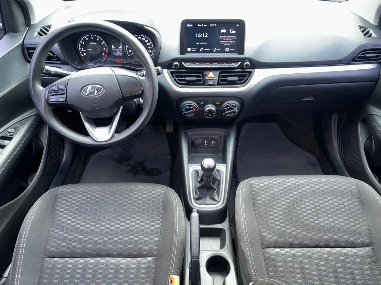 HYUNDAI HB20