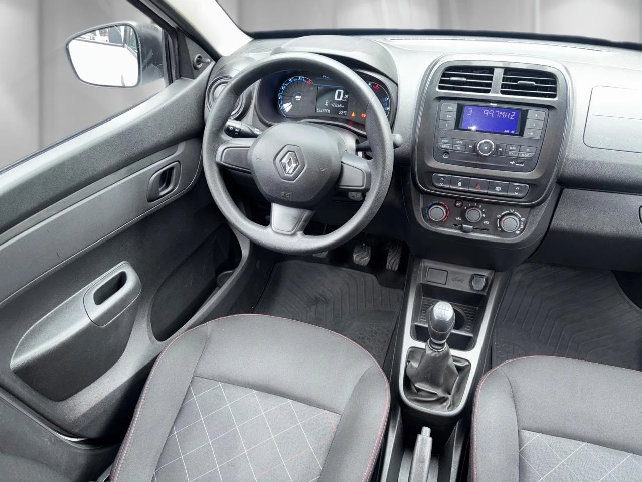 RENAULT KWID