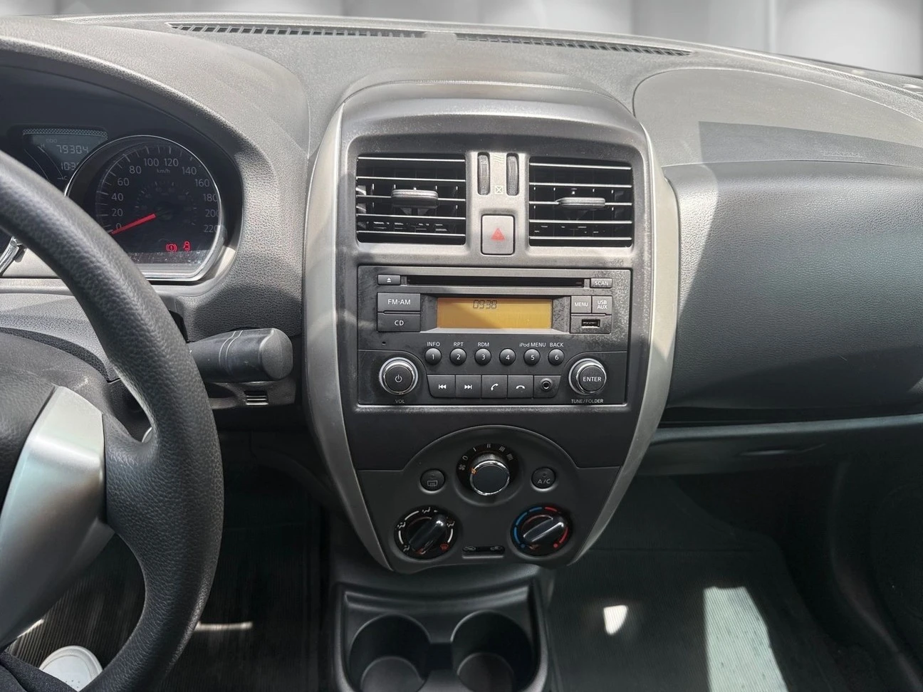 NISSAN VERSA