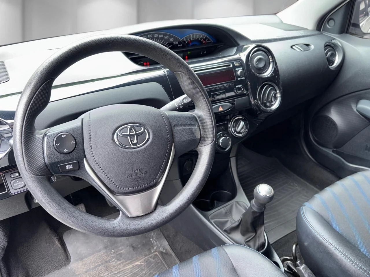 TOYOTA ETIOS