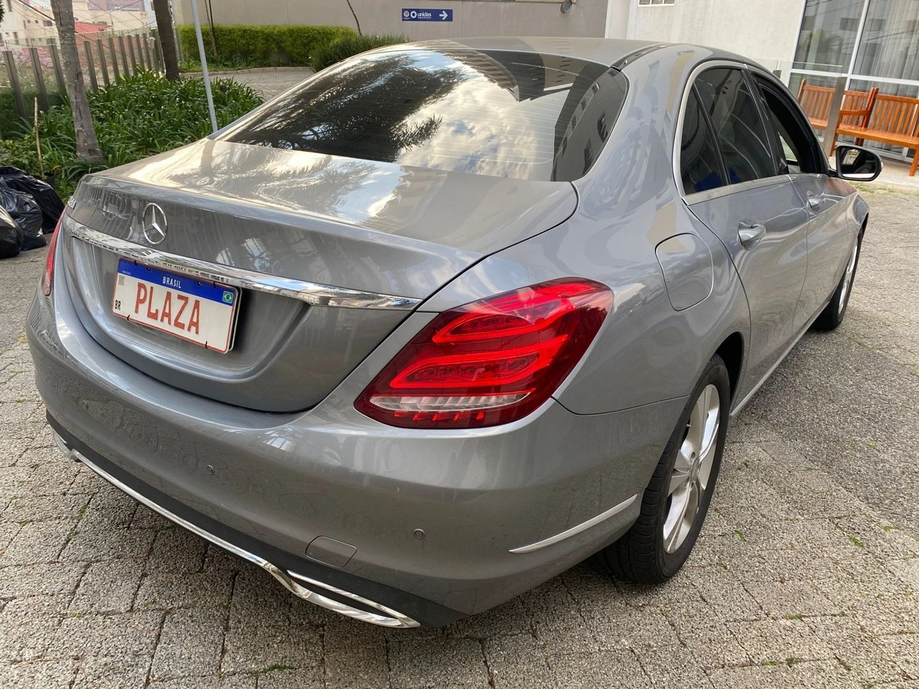 MERCEDES-BENZ C 180