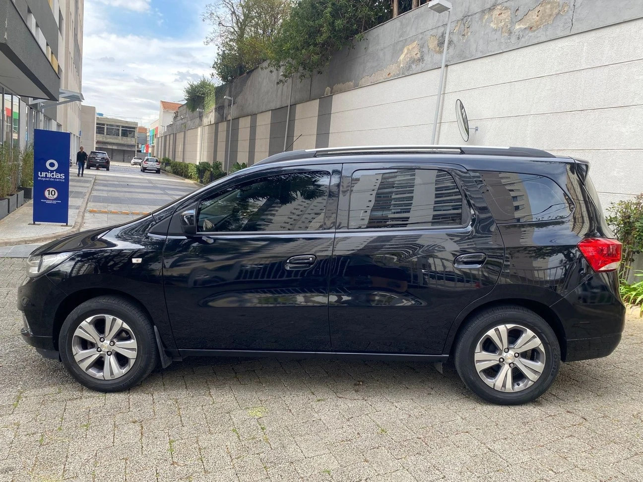 CHEVROLET SPIN
