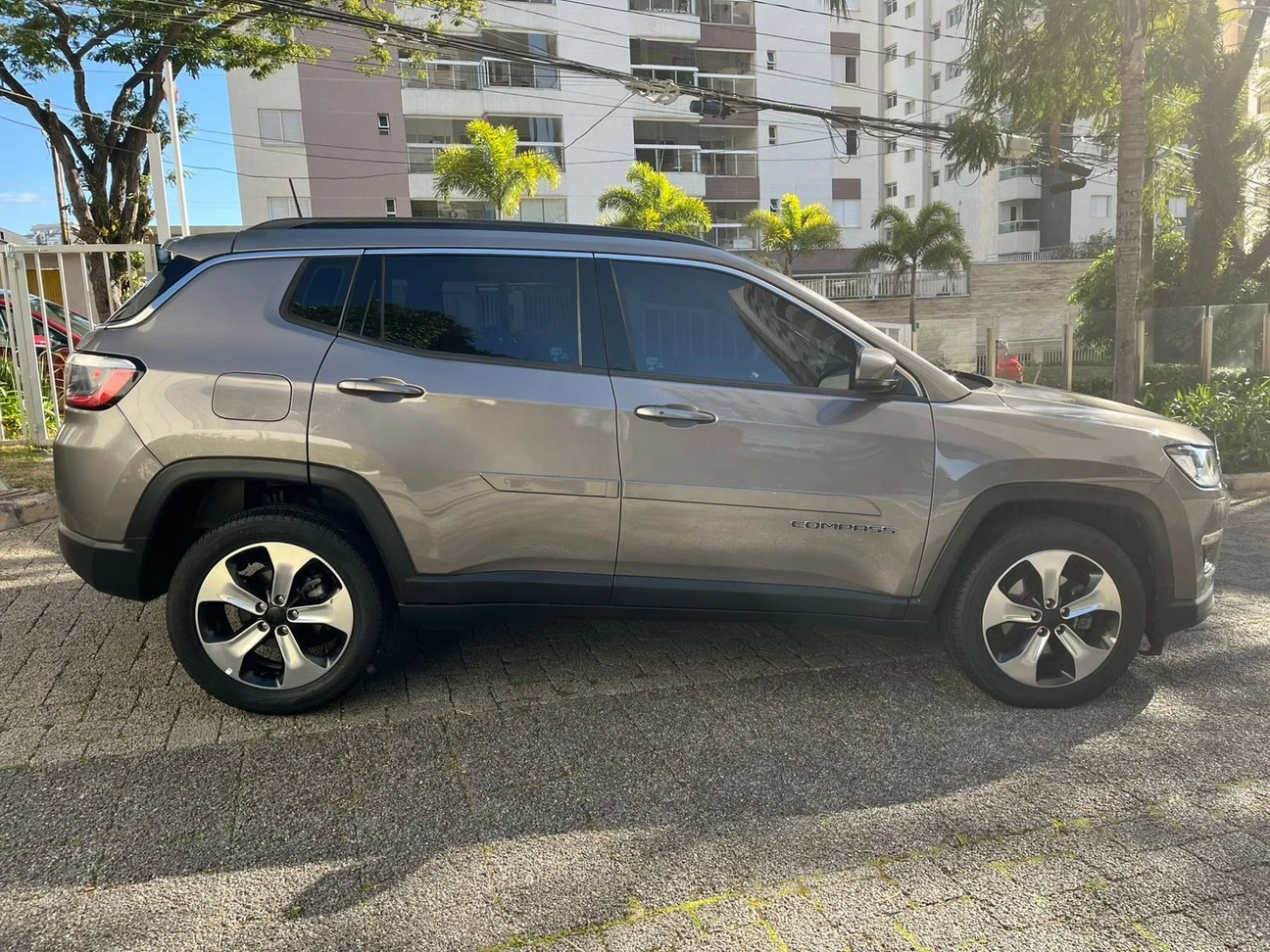 JEEP COMPASS