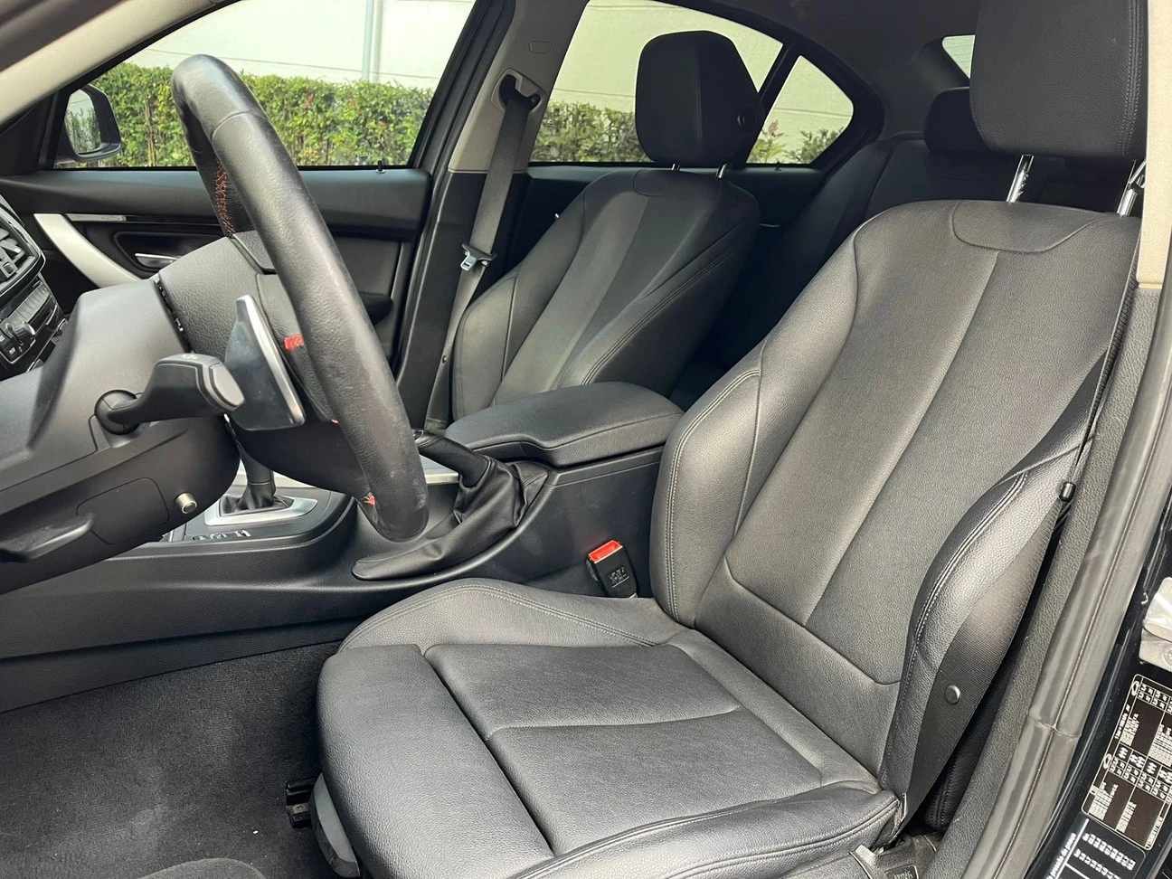 BMW 320I