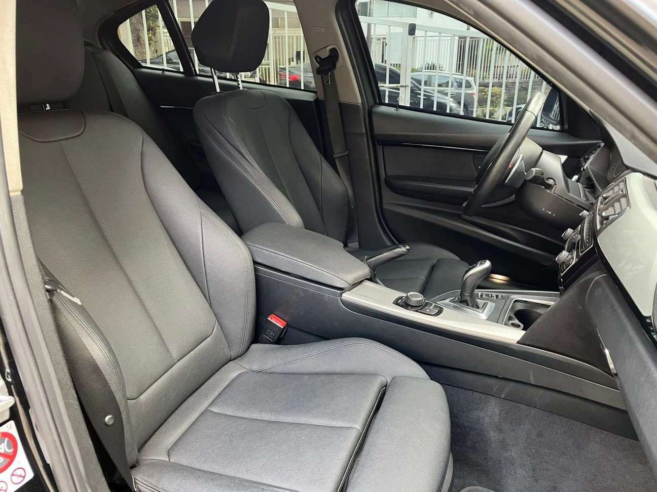 BMW 320I