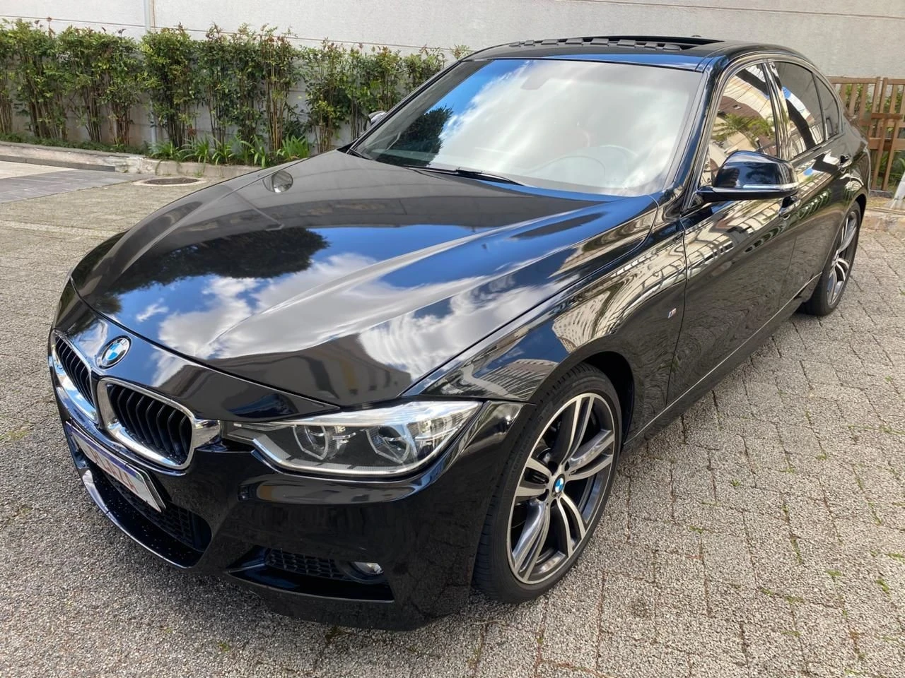 BMW 328I