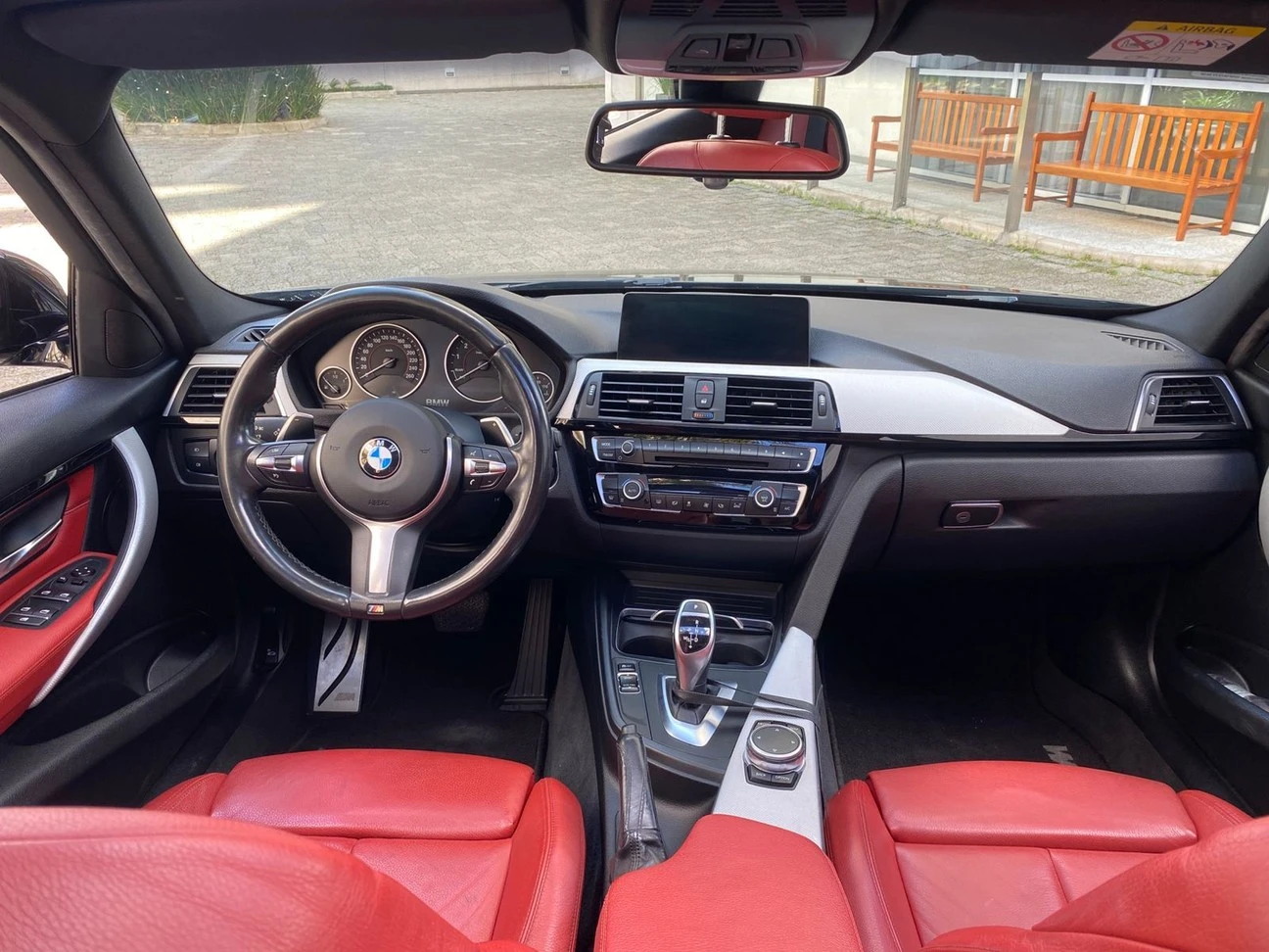 BMW 328I