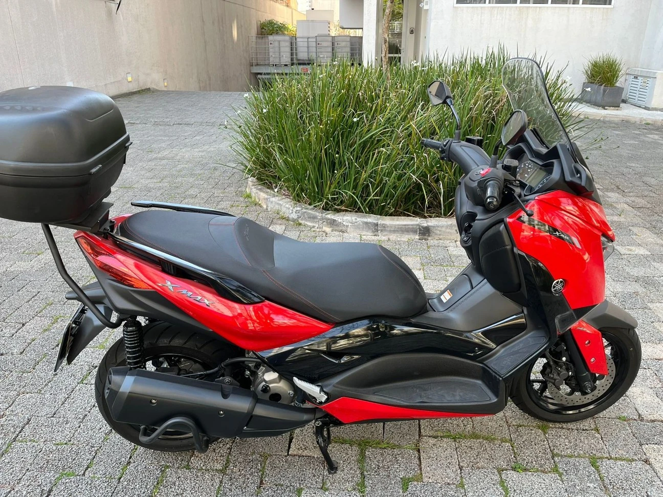 YAMAHA XMAX ABS