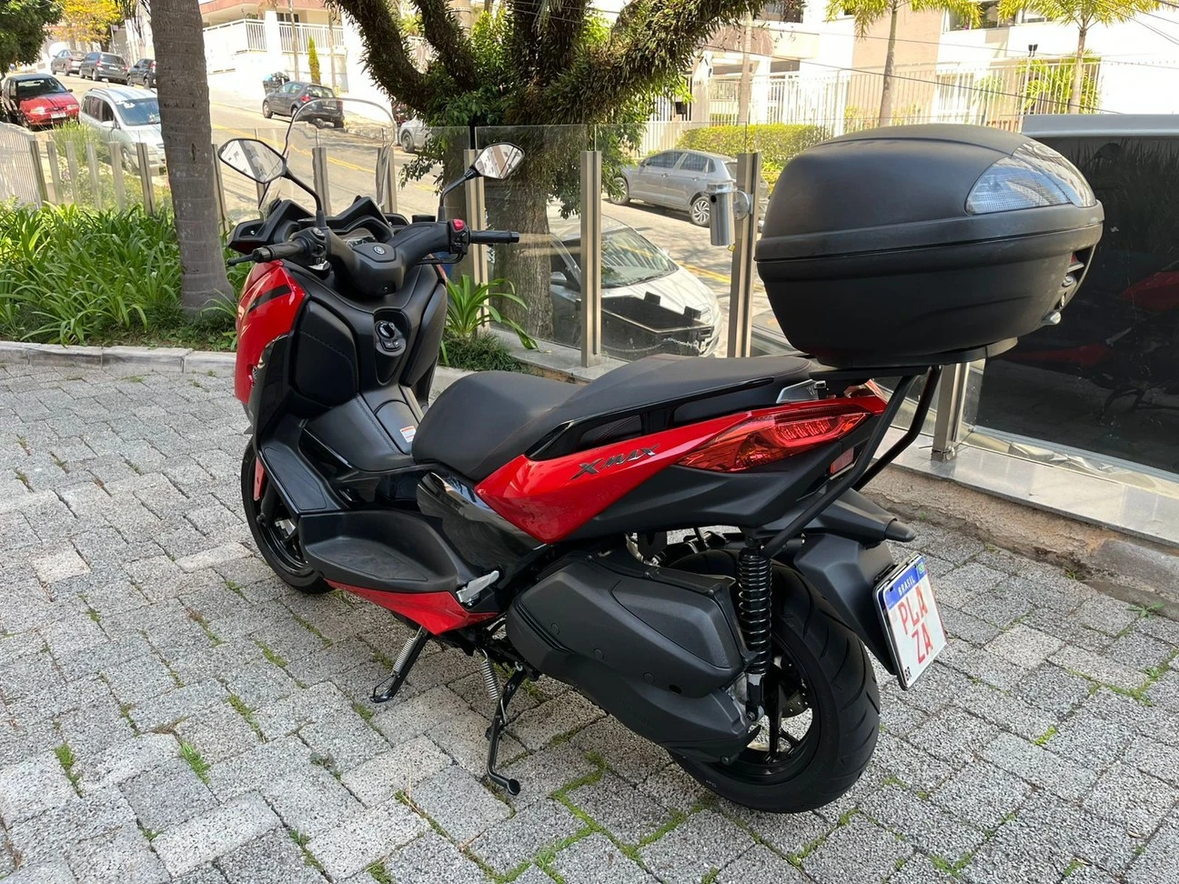 YAMAHA XMAX ABS