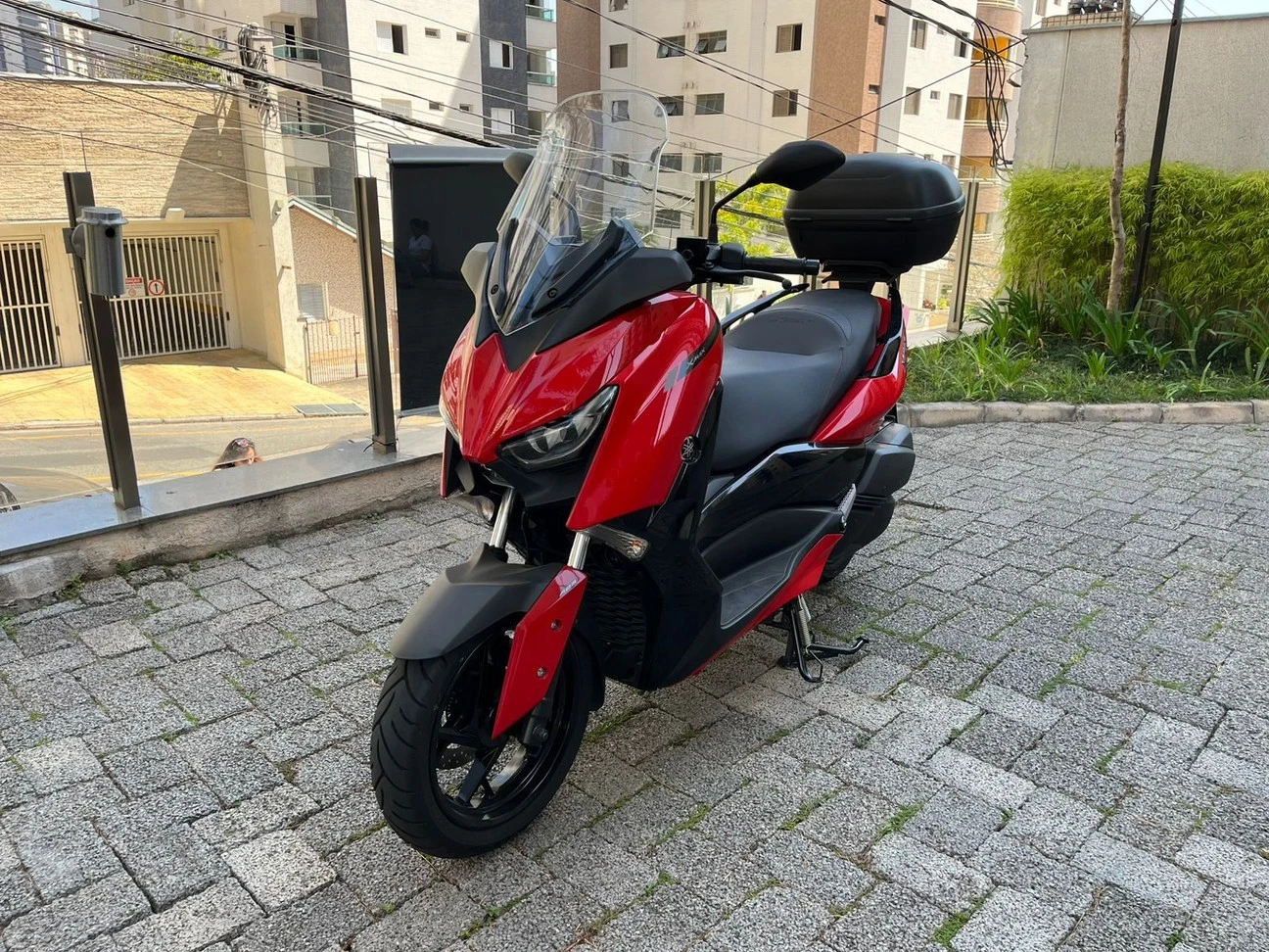YAMAHA XMAX ABS
