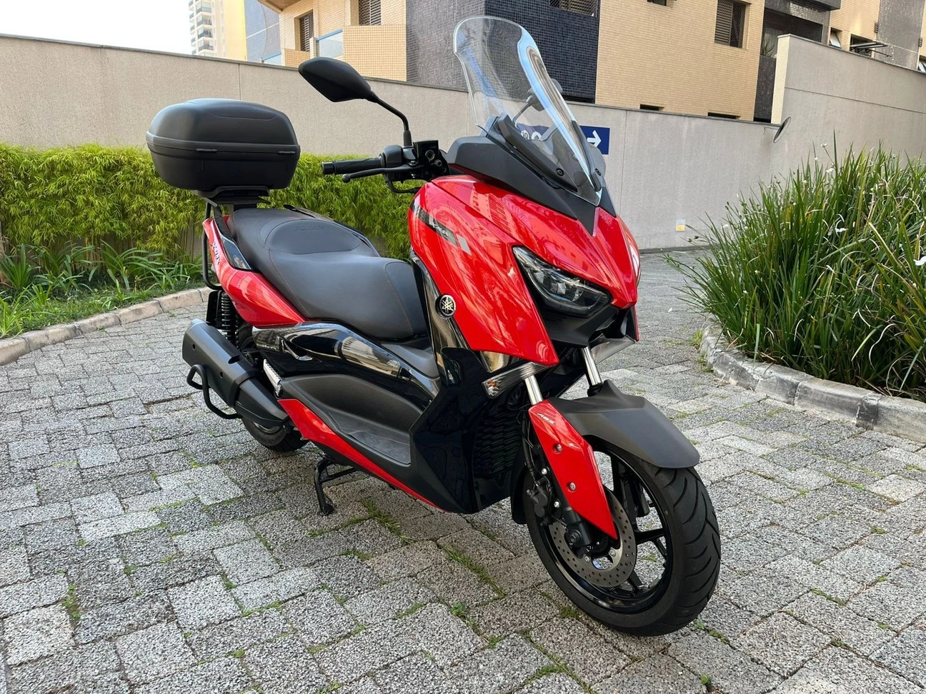 YAMAHA XMAX ABS