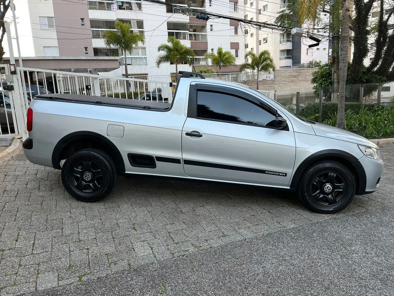 VOLKSWAGEN SAVEIRO