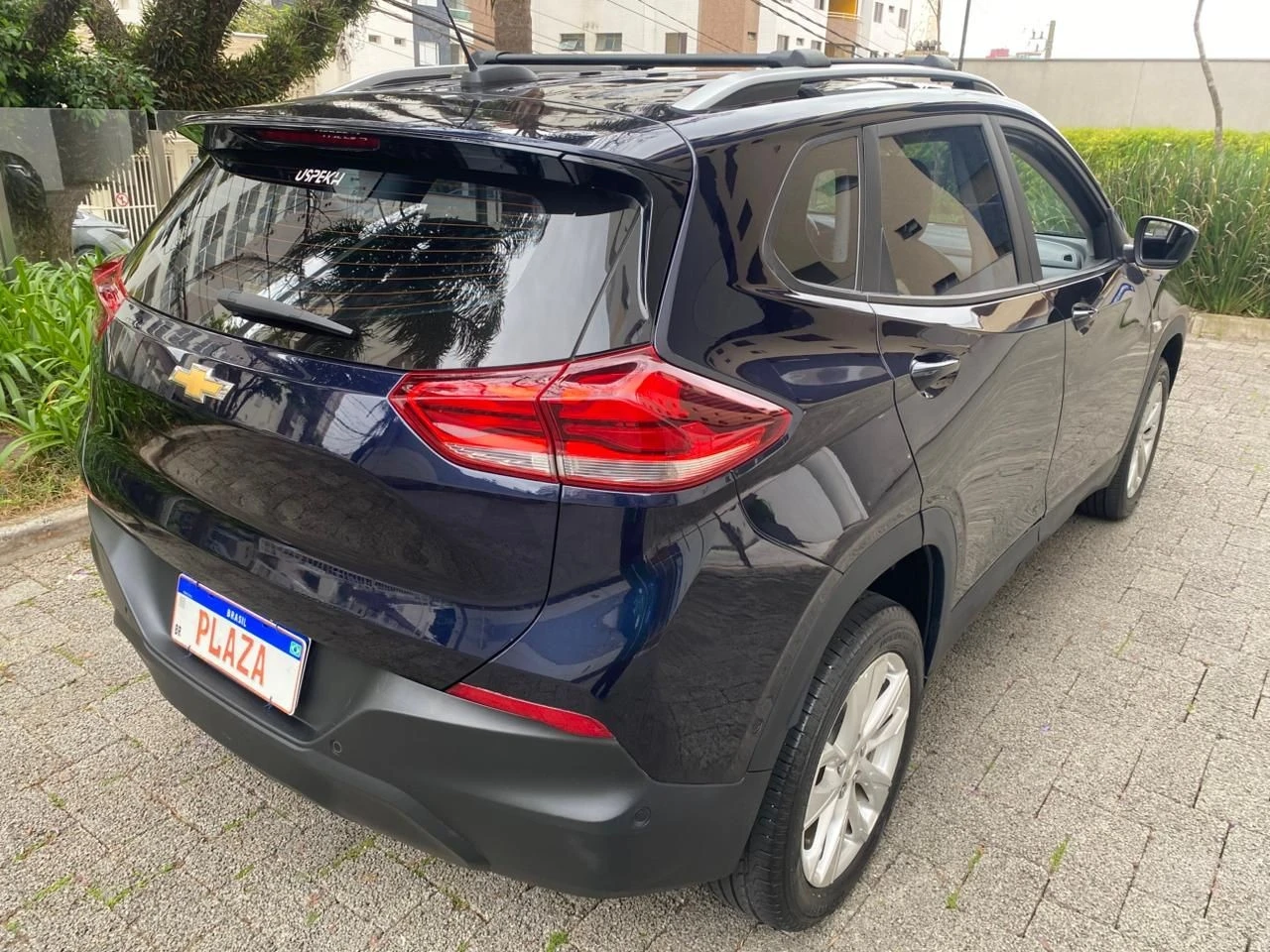 CHEVROLET TRACKER