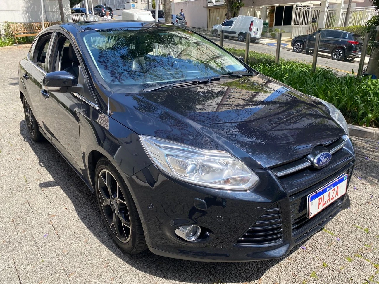 FORD FOCUS